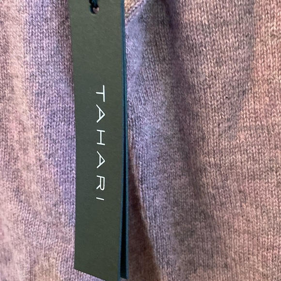 Tahari 💯 Cashmere Luxurious Sweater New With Tags - Picture 5 of 16